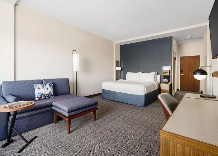 Courtyard By Marriott Phoenix Mesa Gateway Airport