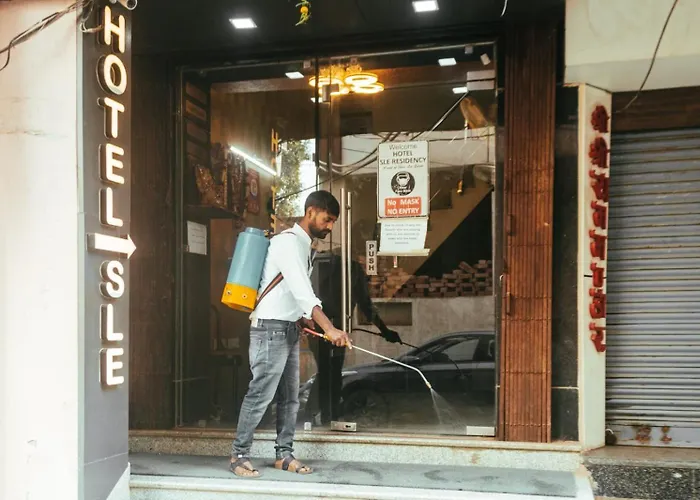 Hotel S L E Residency Varanasi