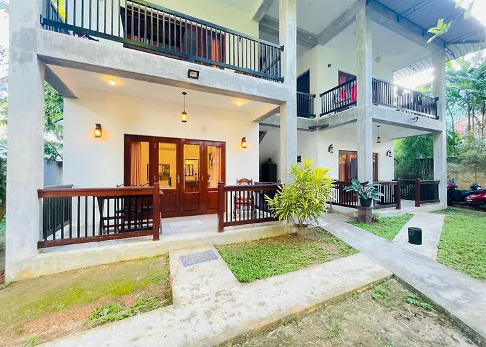 Lawrence Villa Weligama