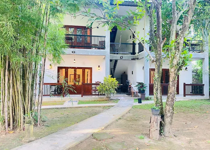 Lawrence Villa Weligama