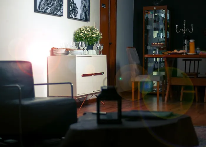 Urbanature Filme & Arte - Comfort Hostel Brooklin São Paulo