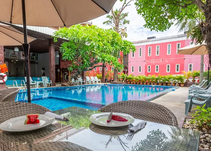 The Train Resort - Your Relaxing Resort With Large Pool & Jacuzzi Jomtien Beach