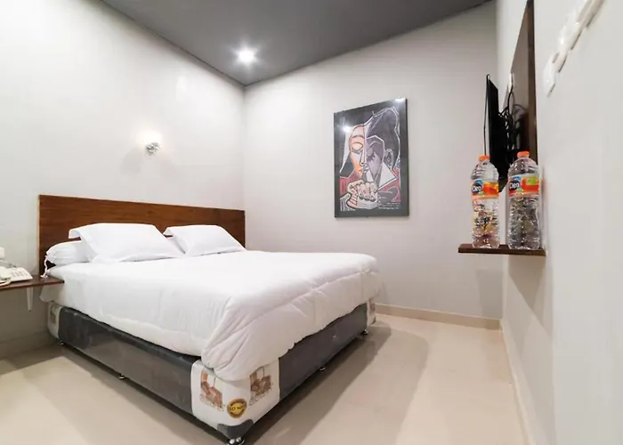 Glamour Hotel And Spa Medan