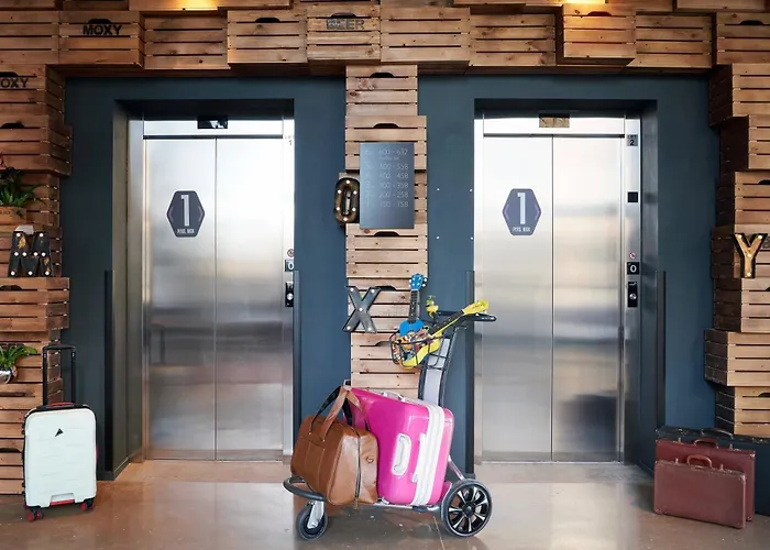 Hotel Moxy Edinburgh Fountainbridge