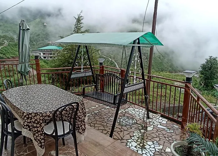 Icebergs Mussoorie - A Boutique Stay And 24 Hrs Roof Top Cafe