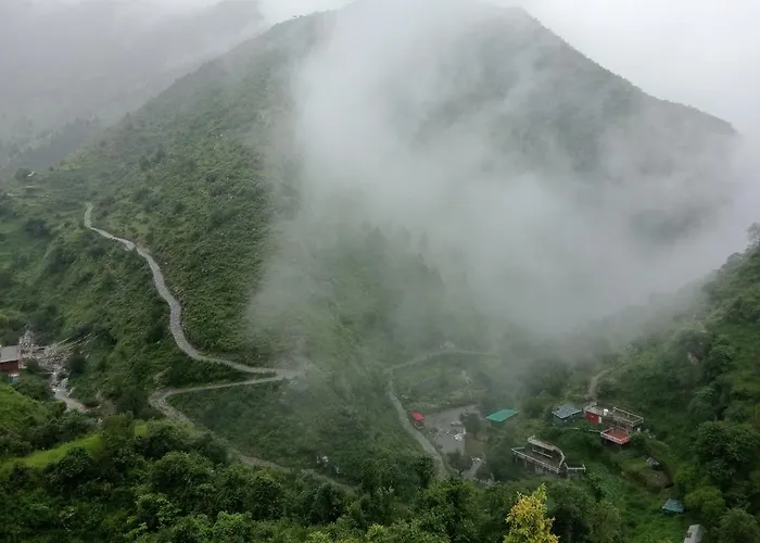 Icebergs Mussoorie - A Boutique Stay And 24 Hrs Roof Top Cafe
