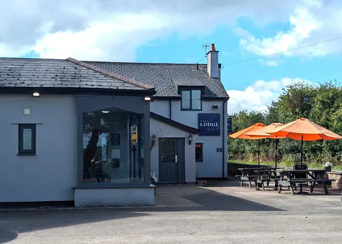 The Lodge By Cefn Tilla Usk