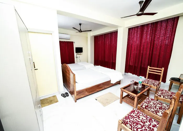 Rishika- Guest House Kolkata