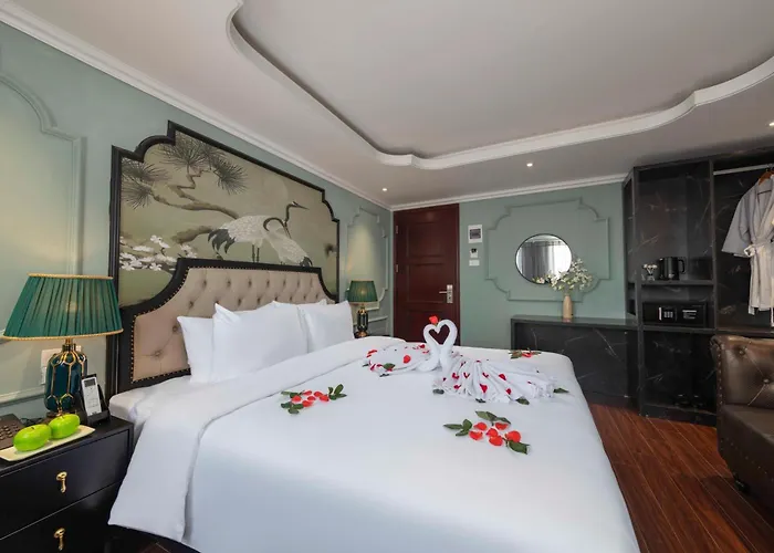 Madelise Palace Hotel & Travel Hanoi