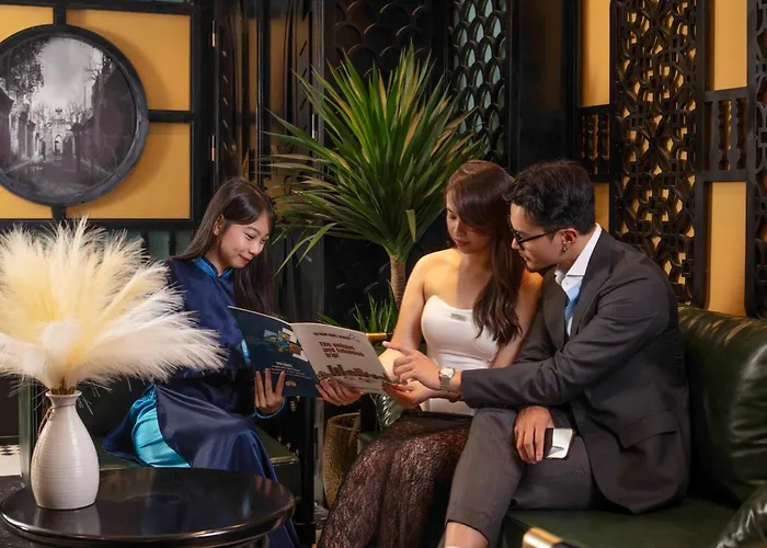 Madelise Palace Hotel & Travel Hanoi