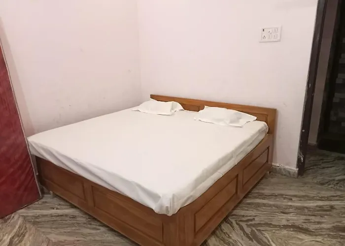 Vaibhav Sadan Dharmsala Hotel Ayodhya