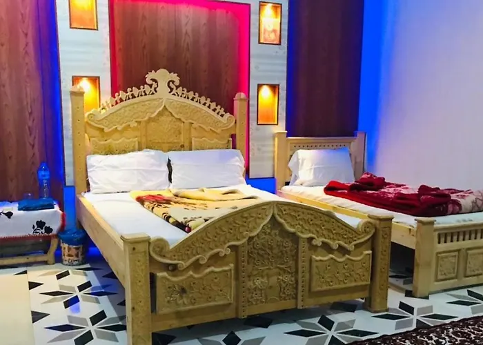 Grace Palace Hotel Kalam