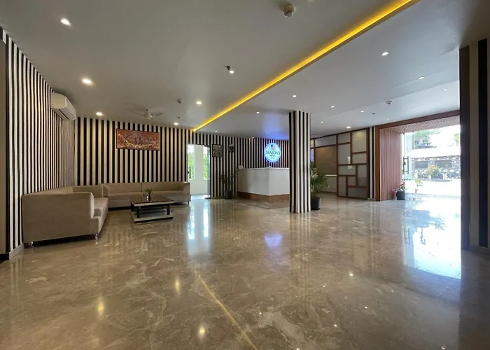 Seasons Sajjangarh Hotel Udaipur