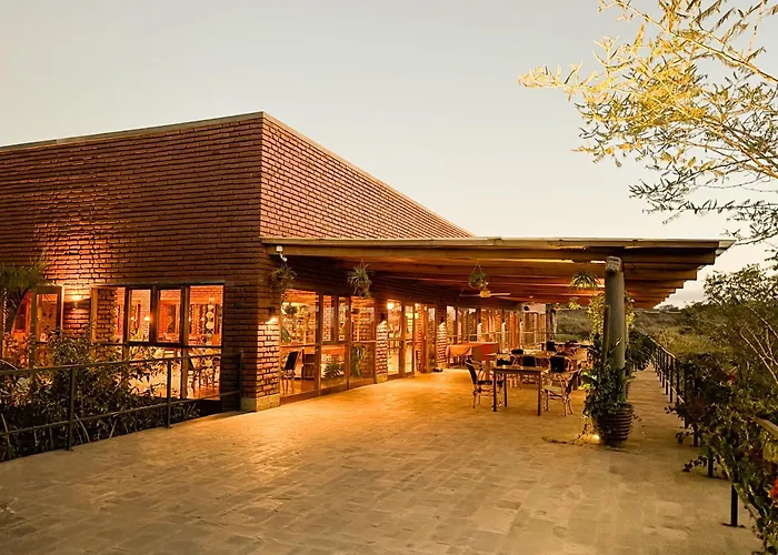 Suricata Boma Lodge Mto wa Mbu