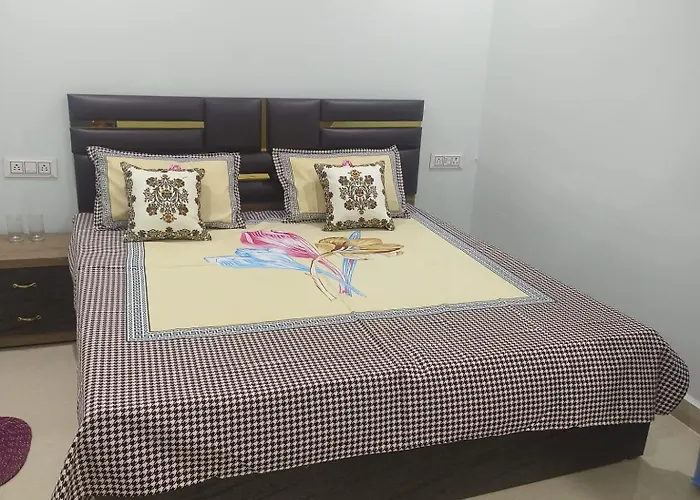 Uphar Palace & Restaurant Faizabad