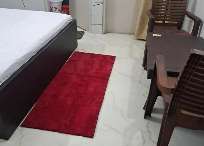 Shri Ji Dham Near Prem Mandir Hotel Vrindavan