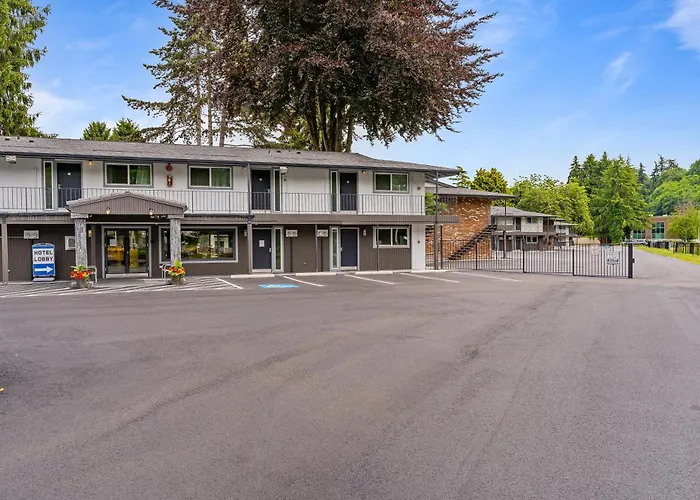 Interurban Suites Hotel, A Dazzler Select By Wyndham Tukwila
