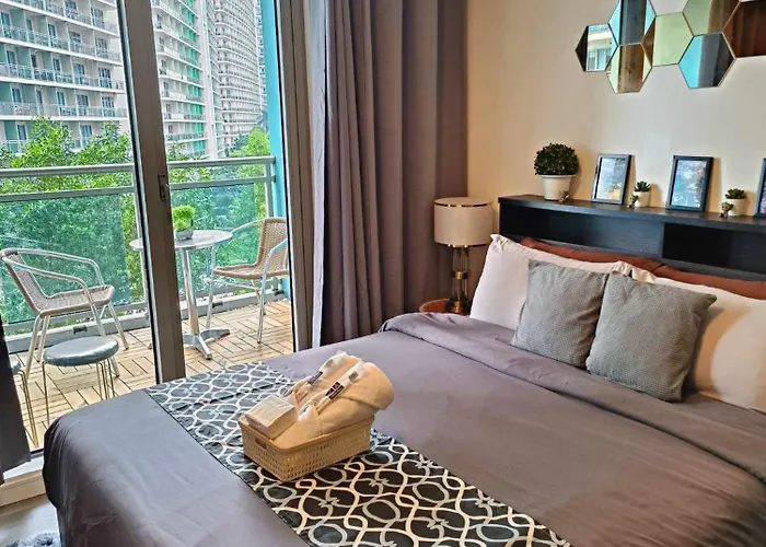 Happy Staycation In Azure Urban Resort Spacious Family Room Near Sm Bicutan And Manila Airport Paranaque City
