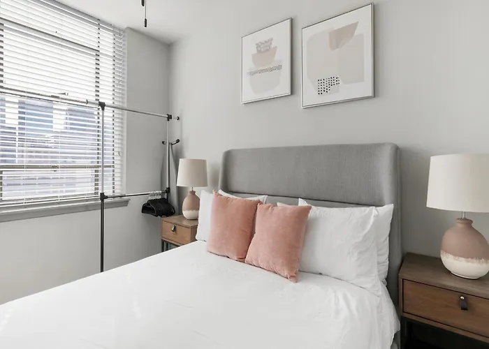 Downtown Birmingham Business District Lofts By Barsala Aparthotel
