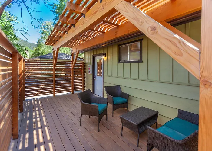 Tahquitz Pines Retreat Hotel Idyllwild