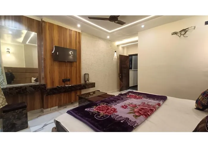 Hotel Taj Akash, Baidyanath Dham, Deoghar