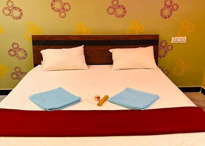 Shakti Homestay Garudeshwar