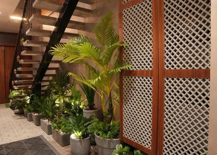 Hotel Manju Shree Pachmarhi