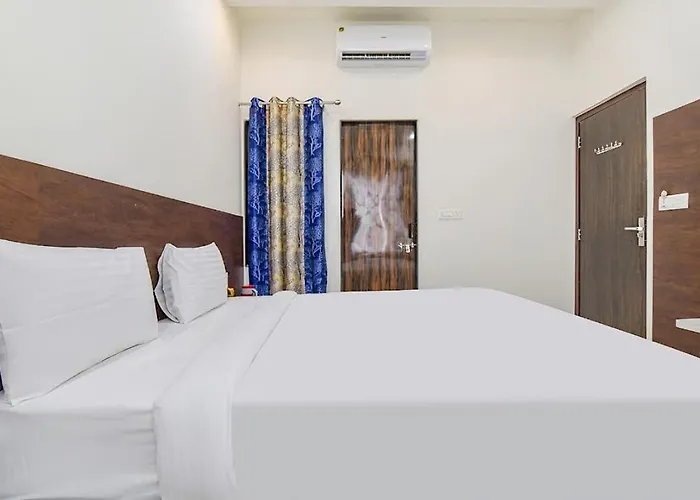 Hotel Maxewll Udaipur