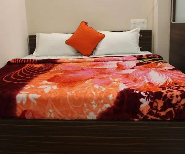 Hotel Red Rose Inn Rajkot