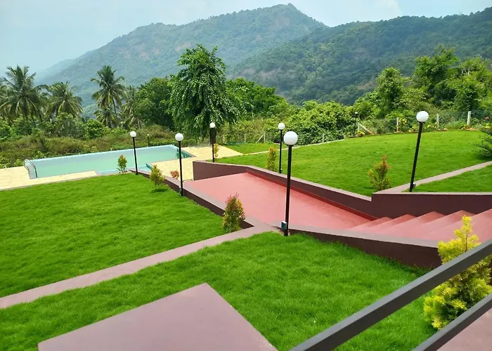 Whiteflower Mountain Resort Perintalmanna