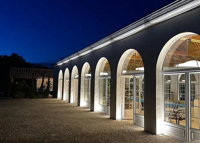 Aparthotel Secret d'Uzès - Le Loft - Avec piscine chauffée