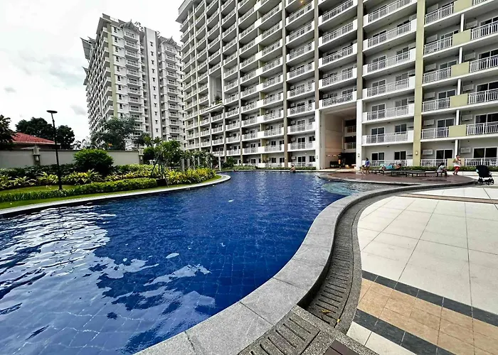 2 Bedroom Condo Unit Near Sm Bf & Naia At The Atherton By Dmci With 2 Balcony Paranaque City