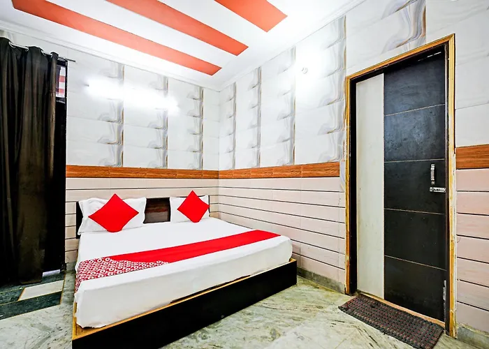 Hotel O Granville New Delhi