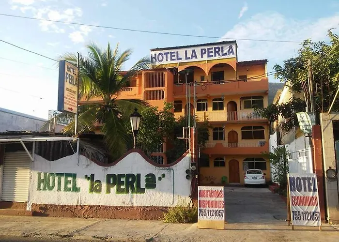 Hotel La Perla Zihuatanejo