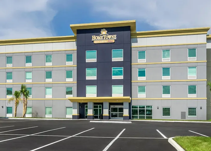 Hometowne Studios By Red Roof Tampa - Airport West Chase