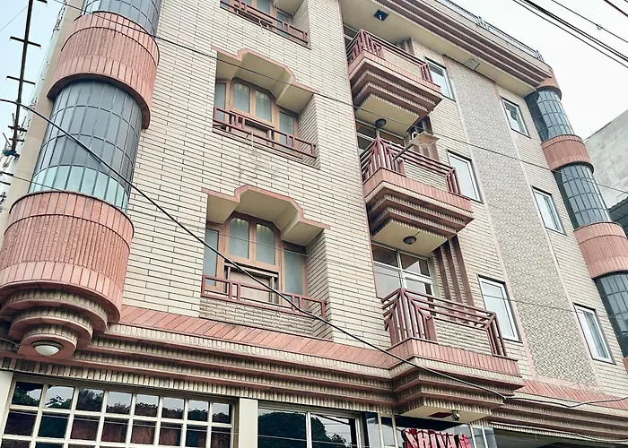 Hotel Shivam ! Varanasi होटल शिवम హోటల్ శివం ஹோட்டல் சிவம் Foreigner'S Choice ! Fully Air-Conditioned Hotel With Lift & Parking Availability, Near Kashi Vishwanath Temple, And Ganga Ghat, Best Hotel In Varanasi 3