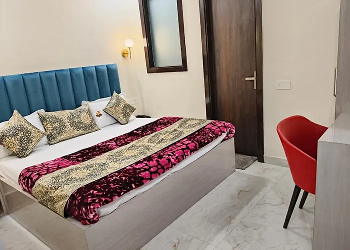 Blu Breeze Hotel Amritsar