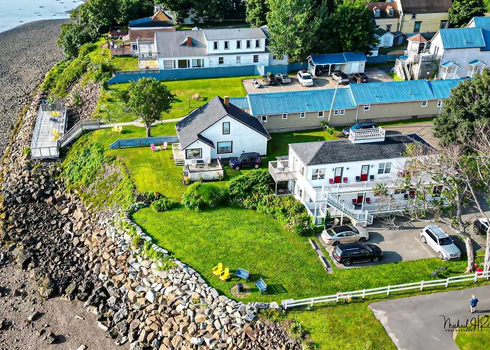 Come From Away B&B Digby