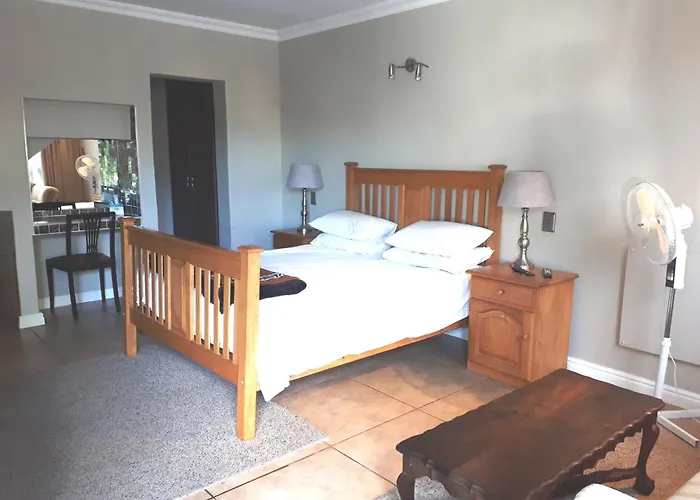Mooring House Hotel Somerset West