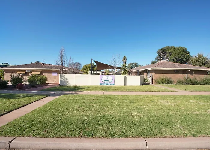 Jacaranda Holiday Units Swan Hill
