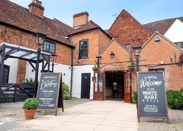 The White Hart By Innkeeper'S Collection Hook 