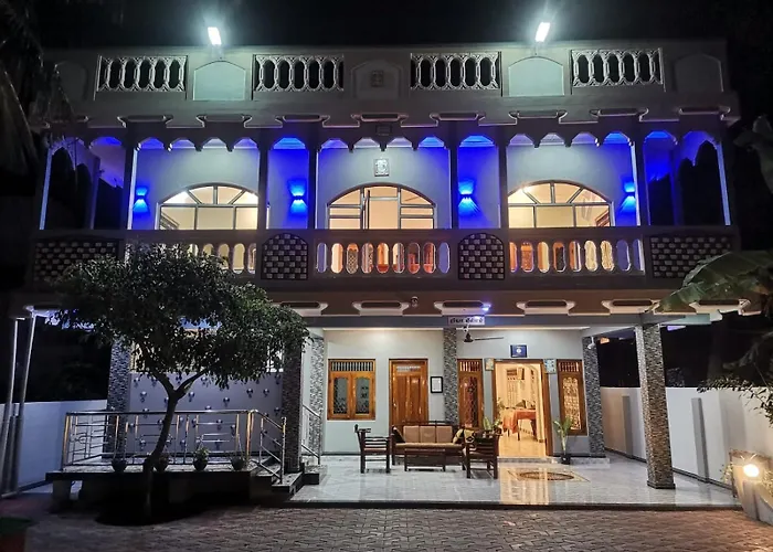 Nallur Holidays Inn Jaffna