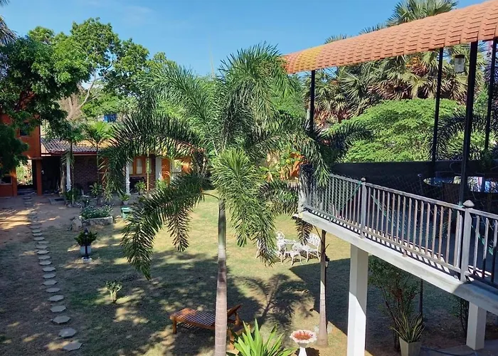 Blue Sands Beach Resort Passikudah