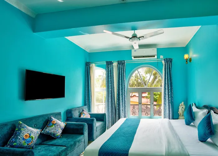 Candolim Beach White Residency Baga