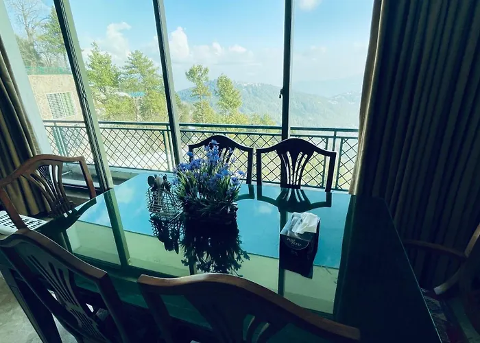 White House Cottages Murree