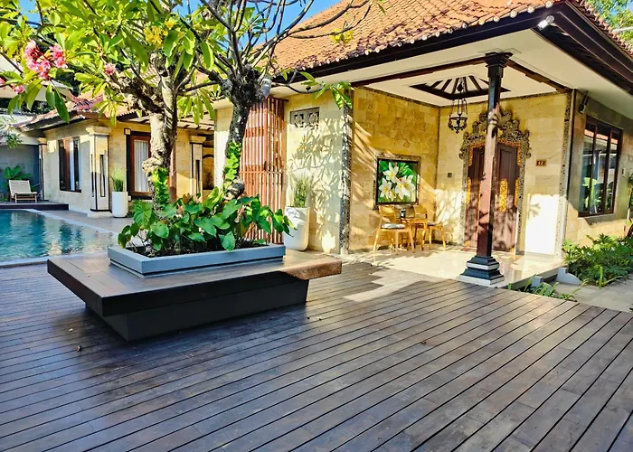 Rabasta Enjoy Kuta Hotel