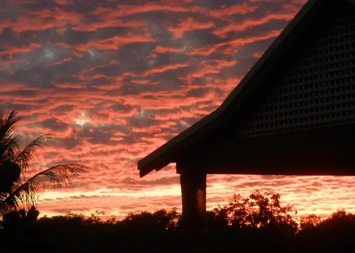Cocos Beach Bungalows Broome