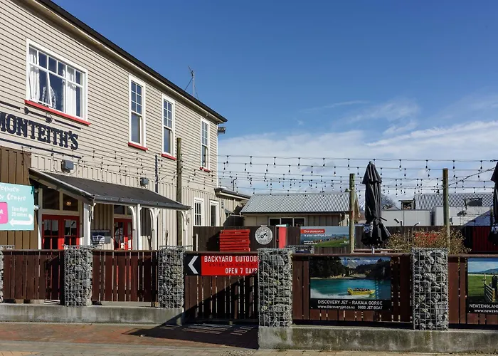 The Brown Pub Hotel Methven
