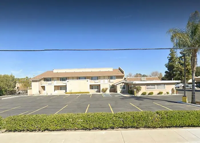 Lone Oak Studio Suites Bakersfield