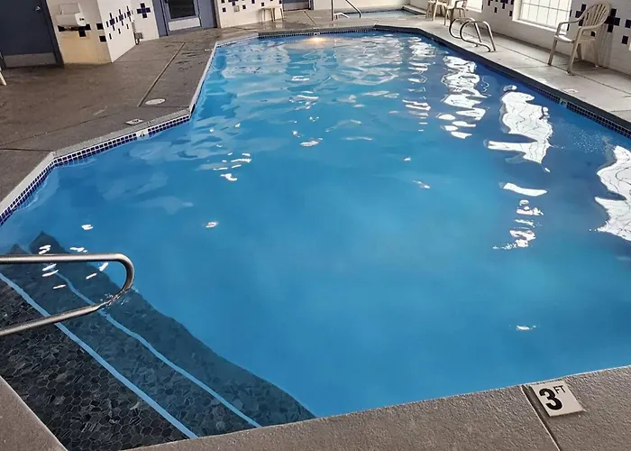 Lighthouse Suites Inn Ocean Shores
